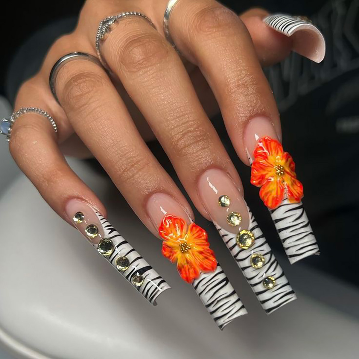 Nail Art French - 24 pcs Kuku Palsu Motif Bunga