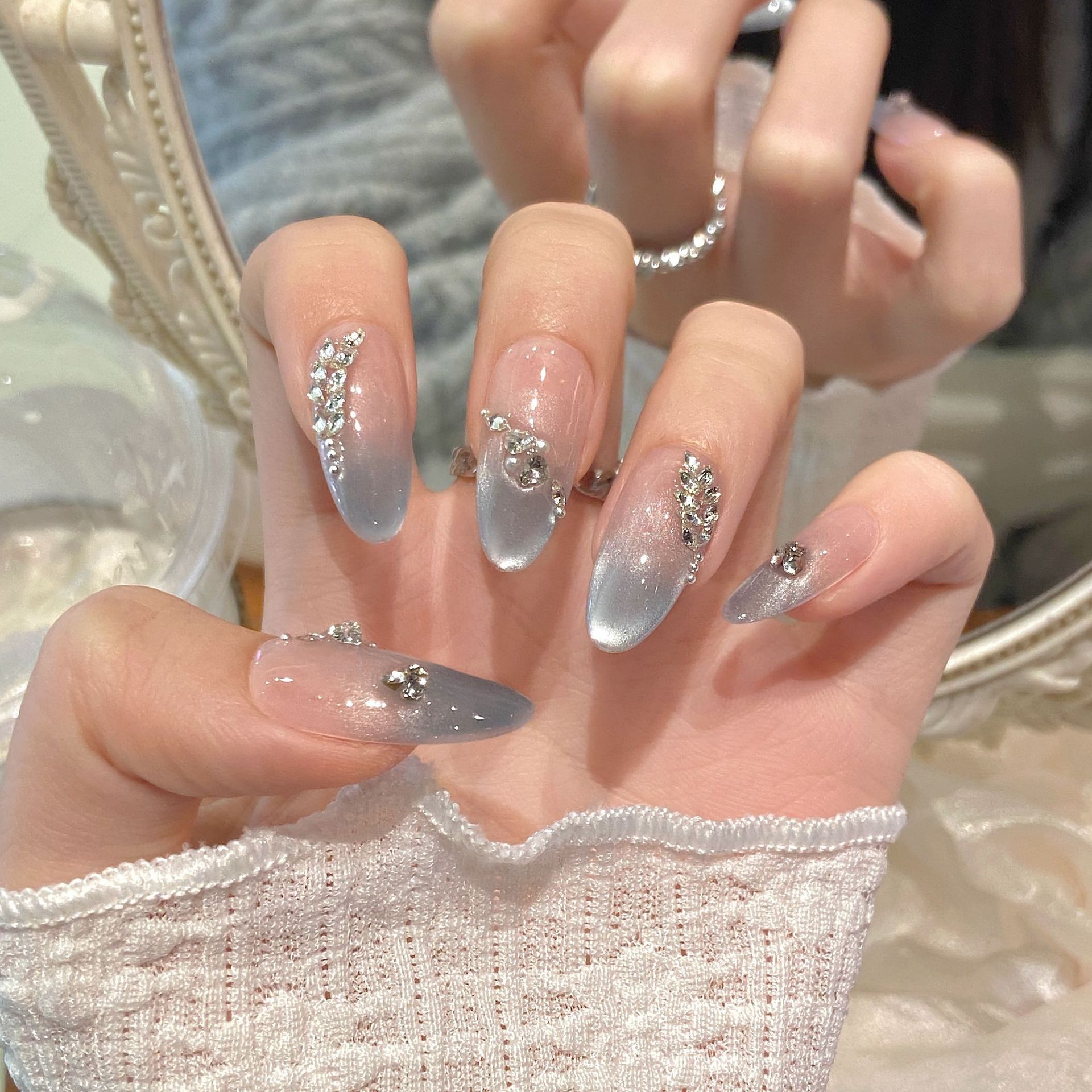 10 Buah Seni Kuku Oval Sedang  - Nail Art Oval ulasan dan harga