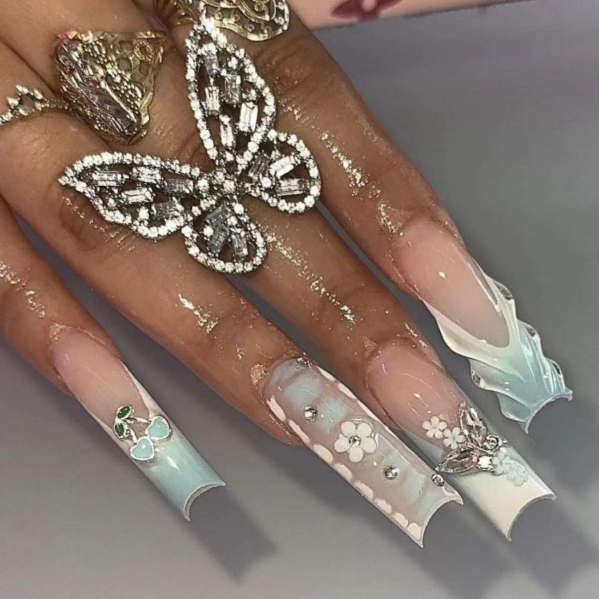24 pcs Kuku Palsu Motif Bunga  - Nail Art French ulasan dan harga